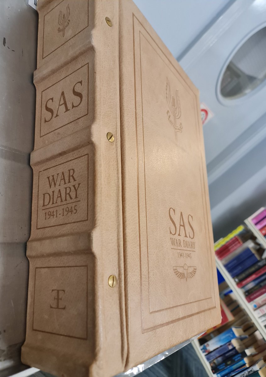 rhonkey's tweet photo. ...I'm late to this party, but how was I not aware (until recently) that a copy of the #SAS #WarDiaries was on public display in #Newtownards !!!! ๐ฎ
....also a small display of some of #BlairMayne's private possessions! โค๏ธ
What an honour to have this access! https://t.co/uyzTXY2tMZ