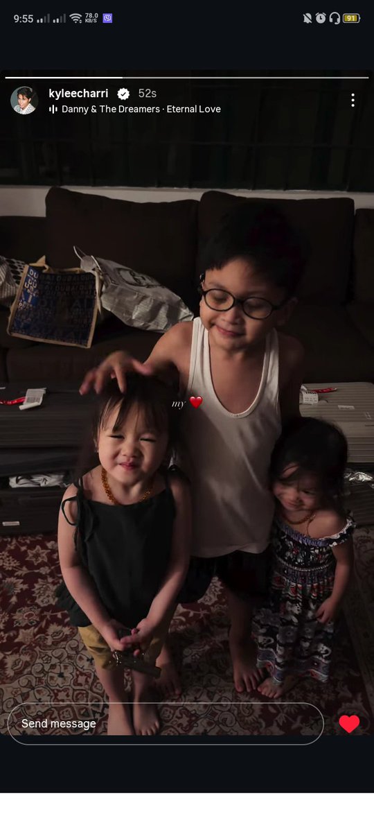 Zyravern_'s tweet photo. Aww Kyle's cutie babies. Anlalaki na nila 😍❤️

#KyleEcharri https://t.co/K9FQRnmoor