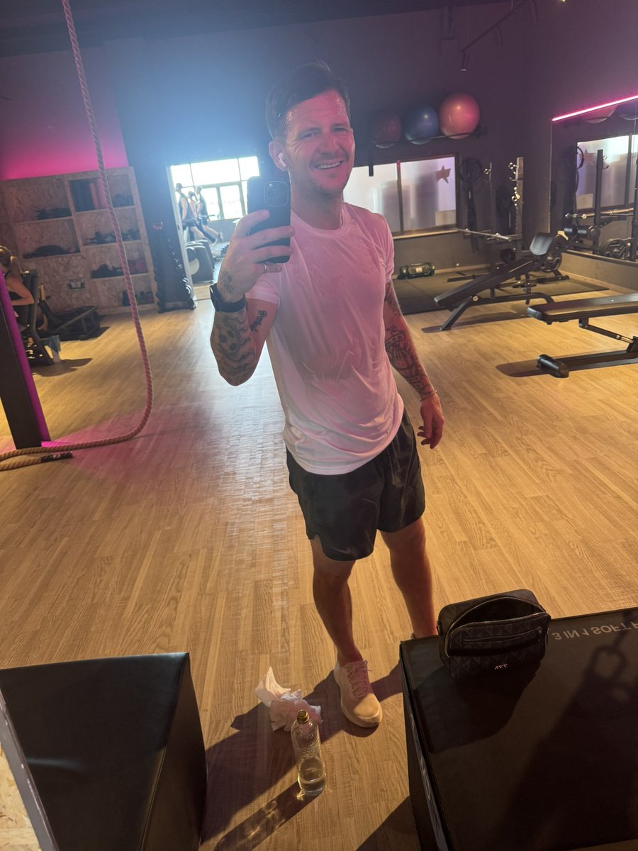 BillyKnott81279's tweet photo. Not letting a holiday stop us this season 🤷🏽⚽️ https://t.co/7IYkkaAV5H