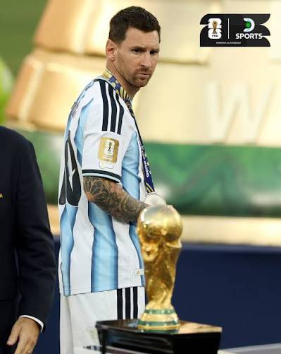 Aleeeee028's tweet photo. @generis_suii @enbajafutbol perdon. https://t.co/CZzPt6ozcW