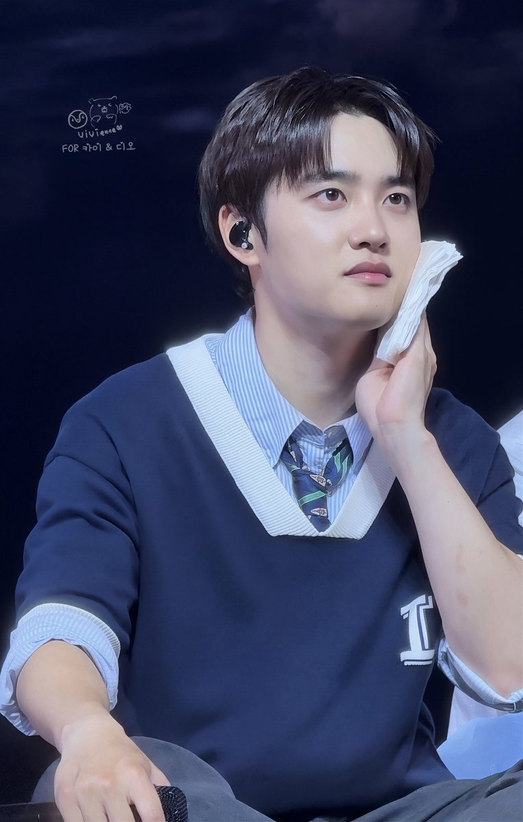 viviennezhou33's tweet photo. 260724 EXhOrizon in Singapore Day 1

☺️

#EXhOrizon_in_Singapore #EXO #EXhOrizon 
#도경수 #디오 #DOHKYUNGSOO #KYUNGSOO #DO (D.O.) #都暻秀 https://t.co/sBbqKVmZza