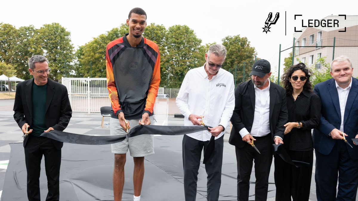 spurs's tweet photo. Vic returned home today to help @spurs_way and @Ledger unveil a newly refurbished community basketball court in Nanterre 🤍🏀 https://t.co/KWJ2Wl0AXz