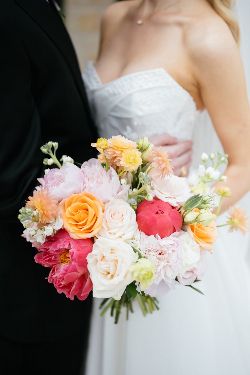 covenantpicture's tweet photo. Love is the quiet promise kept between two hearts. It's choosing each other again and again, every single day.
#HoustonWeddings #AustinLove #DallasBrides #covenantpictures https://t.co/lrGdaBxBM2