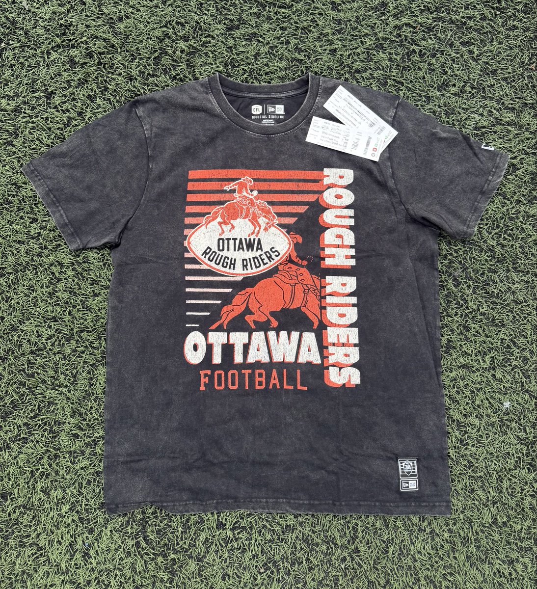 REDBLACKS's tweet photo. GIVEAWAY‼️

we're giving away a throwback XL (oversize fit) Rough Riders t-shirt, alongside two tickets for Friday night's Legacy Game! 

HOW TO ENTER ⬇
1) Like and retweet this post 
2) Comment who you'd bring
3) Must be following the Ottawa REDBLACKS on X

Good luck! Contest ends today (Thursday, July 30) @ 9PM. Winner will be tagged in the comments and sent a DM.