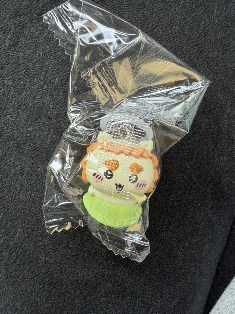 000ooo_x's tweet photo. 【交換】映画　ちいかわ　めじるしチャーム　特典

譲:シーサー2

求:くりまんじゅう　ちいかわ

郵送での取引希望です。

#ちいかわ    #映画ちいかわ https://t.co/tGlLtzJWyR