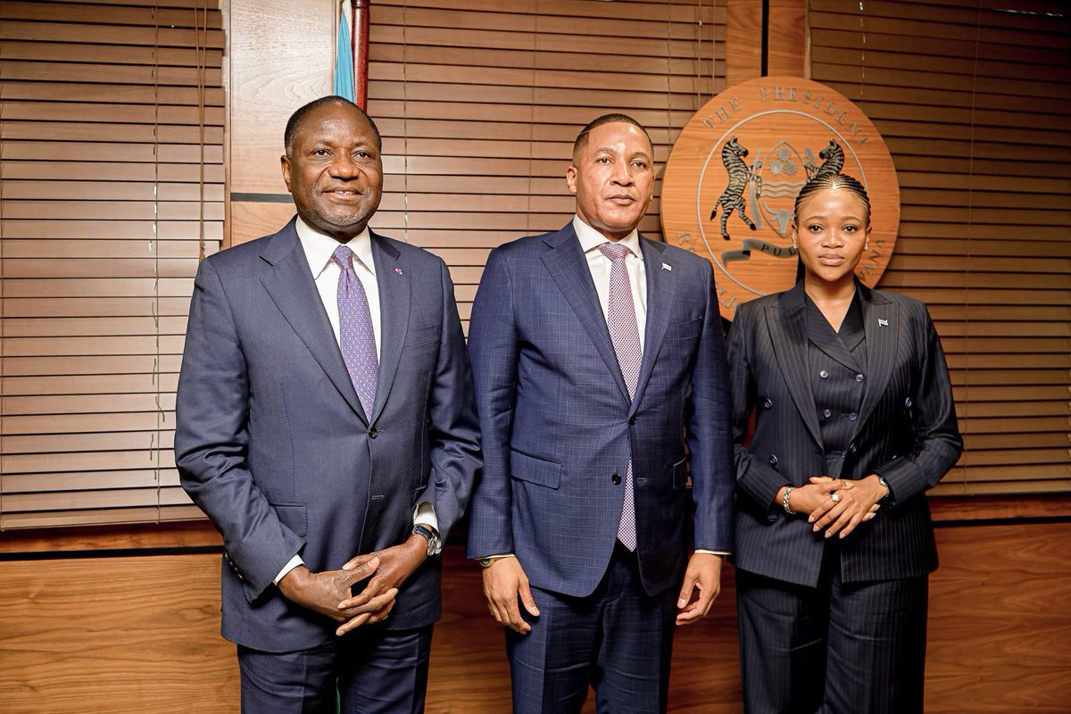 BWPresidency's tweet photo. President @duma_boko today welcomed Côte d’Ivoire’s Minister of Mines, Petroleum &amp; Energy, Mamadou Sangafowa-Coulibaly, &amp; his delegation to the Office of the President in Gaborone.

The visit marks an important step in strengthening bilateral cooperation between the two.🇧🇼🤝🇨🇮 https://t.co/H1BU8ZaPIH