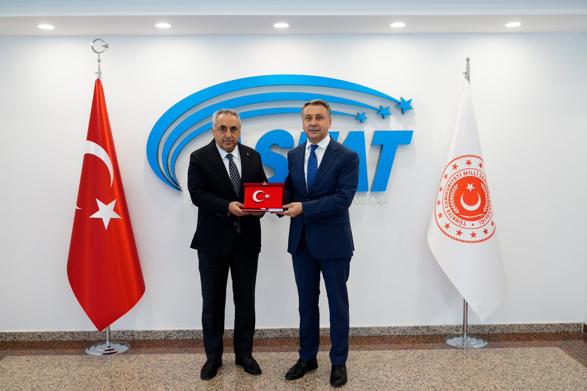 TurkBuroSenGM's tweet photo. 📌 Genel Başkanımız Türkeş Güney ve Genel Başkan Yardımcımız Serkan Şengül, ASFAT Genel Müdürümüz Prof. Dr. Mustafa İlbaş'ı ziyaret ettiler.

📌 Nazik kabulü ve misafirperverliği için Sayın Genel Müdürümüze teşekkür ederiz. https://t.co/SgF49MyymL