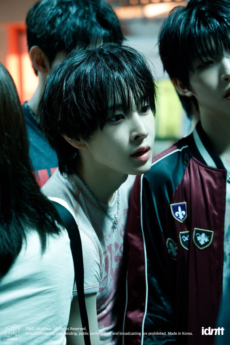 71wng's tweet photo. <Kids Return> 뮤비 포토 비하인드 2탄 https://t.co/w209TWEY4N