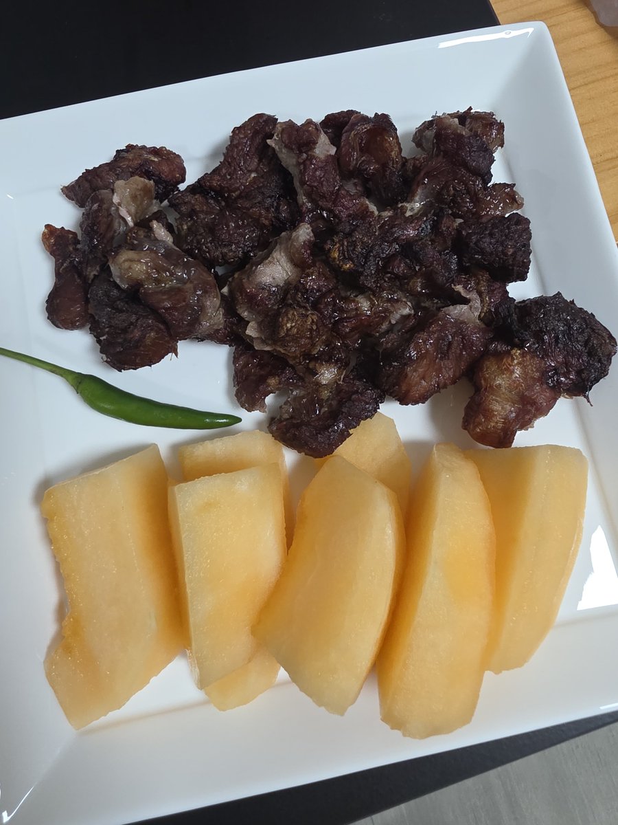 fun_tuutie's tweet photo. 💪✌️ what i eat in a day ~ Day25 https://t.co/oLW6s0sYnZ