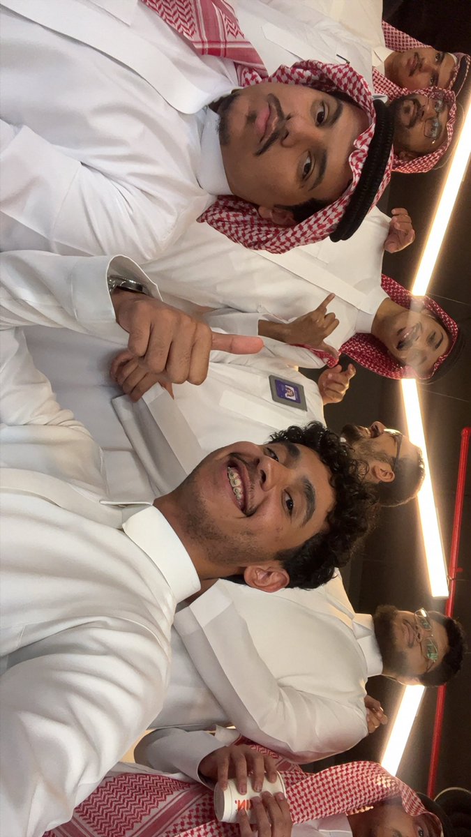 iuilurq's tweet photo. أتممت بحمد الله وفضله معسكر الأمن السيبراني في @TuwaiqAcademy رحلة مليئة بالتحديات، واليوم تنتهي محطة لنبدأ خطوة جديدة  في هذا المجال , جزيل الشكر لأكاديمية طويق، ولقائدها المهندس @Abdulaziz_Hmadi ولأستاذي @TDS_D11 على توجيهه ودعمه، ولزملائي 
شكراً لكم جميعا ، ايام لاتنسى🎓✨💜 https://t.co/u30cmXjMF3