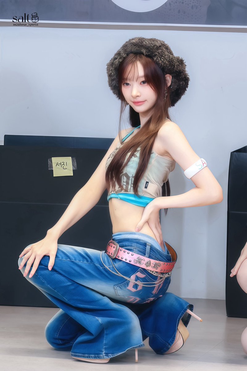 saltwhisper's tweet photo. 260730｜애플뮤직 대면팬싸

Y2K 𓇼𓏲*ੈ ★°

#혜린 #힛지스
#HITGS #HYERIN https://t.co/UCHIFqIv4d
