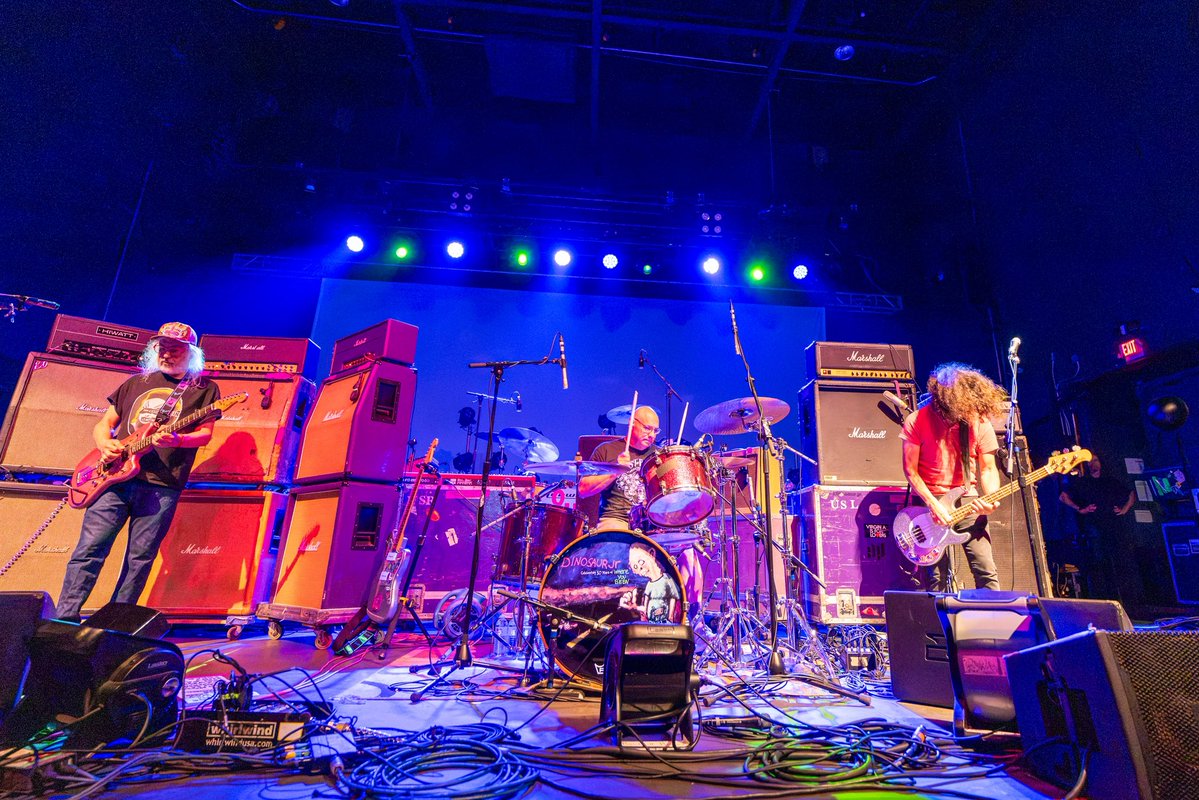 dinosaurjr's tweet photo. We're super excited to be playing in Virginia Beach this September 👏  See ya there! @beacheventsvb 

📸 Ron Valle https://t.co/2olg4Om2Ll
