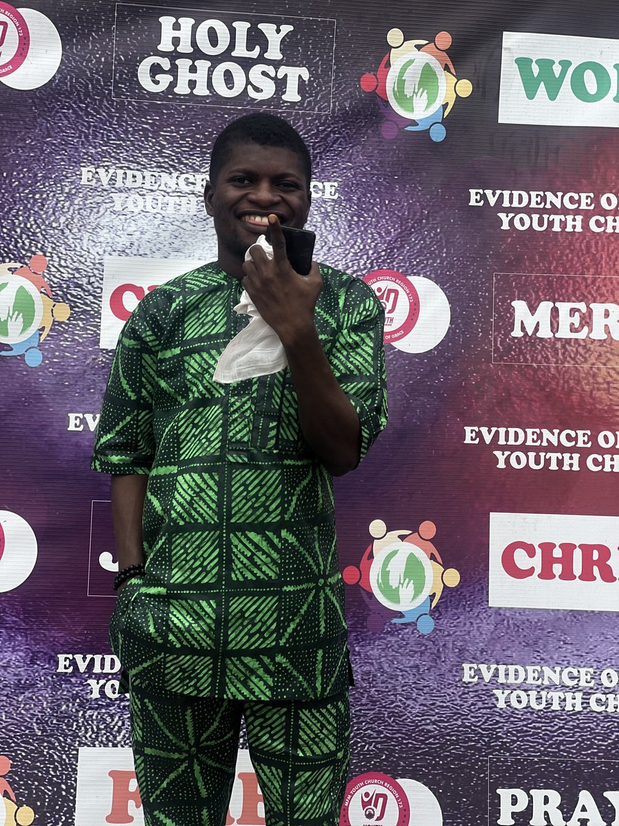 Codedof_lagos's tweet photo. +1 🎂🎉🎉 
Grateful for God's unconditional love and unending faithfulness 
Cheers to a prosperous and fruitful year 
#birthday #realtor https://t.co/JPHiBoNZoH