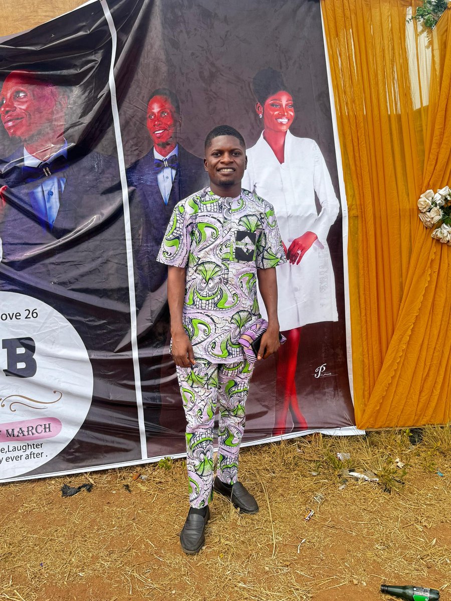 Codedof_lagos's tweet photo. +1 🎂🎉🎉 
Grateful for God's unconditional love and unending faithfulness 
Cheers to a prosperous and fruitful year 
#birthday #realtor https://t.co/JPHiBoNZoH