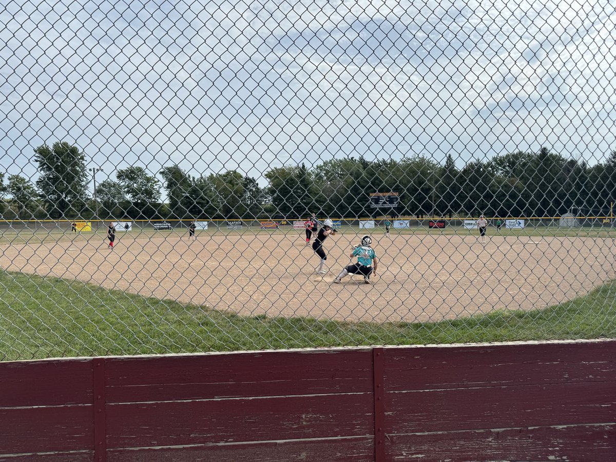 CassWildcatSB's tweet photo. Today we finished team camp with some tie dye and scrimmaging. It was great to see the girls put the skills we have worked on this week to work on the field. 

Next week we start conditioning. Remember if you made 90% of weights you only need to come Monday/Tuesday. https://t.co/haRnu7J6Xw