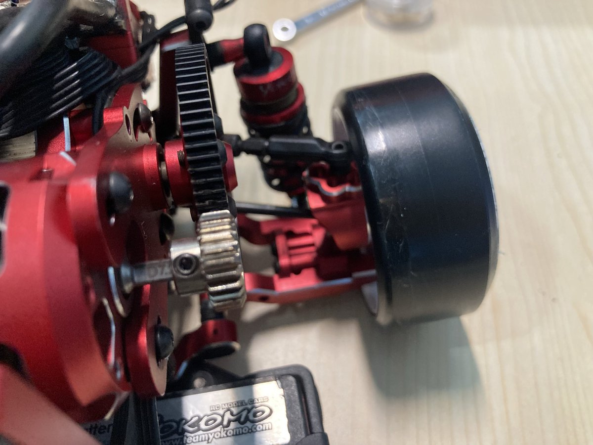 RdJZX81mk2's tweet photo. SD3.0は黒ナックル
MD3.0は赤ナックルという構成に…
どうせならSD3.0も赤くしたいけど、そんな財力ある訳ない😭
#SD30
#MD30
#ヨコモ
#ラジドリ
#新型ナックル https://t.co/kIByhc9gEi