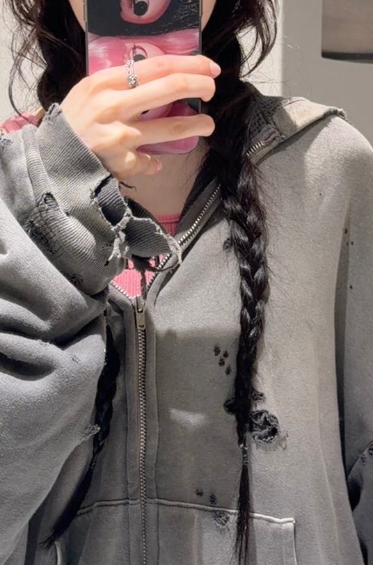 ice_zerotea's tweet photo. 영서 머리 땋은거 보고 바로 이 무대 생각남…
전속력으로영서 보면 마음이 몽글몽글해지고 너무 좋아서 꼭 청순청량 영서를 보고 싶은데🥺🥺 https://t.co/iINwPsiflt