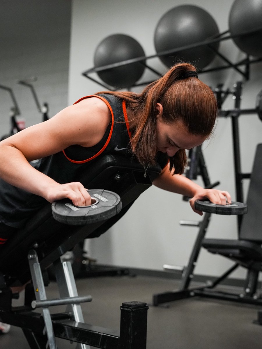 BeaverWBB's tweet photo. Going to work 💪

#GoBeavs https://t.co/xfZXUTBktL