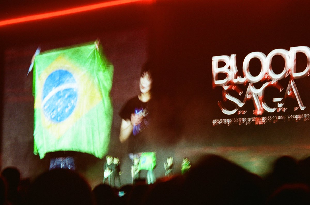 97linecore's tweet photo. acho que preciso desistir do sonho da fotografia analógica em show https://t.co/UicmwlI6Hb