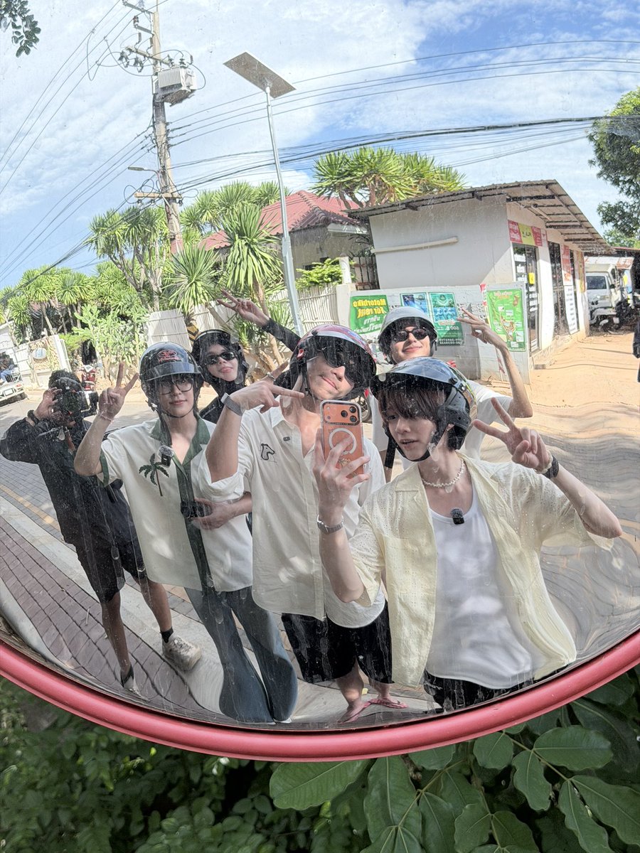 natasittttt's tweet photo. check point ! แรกหรือสาม 

#ที่สามตามหารักEP1 https://t.co/46cUo9cqm4