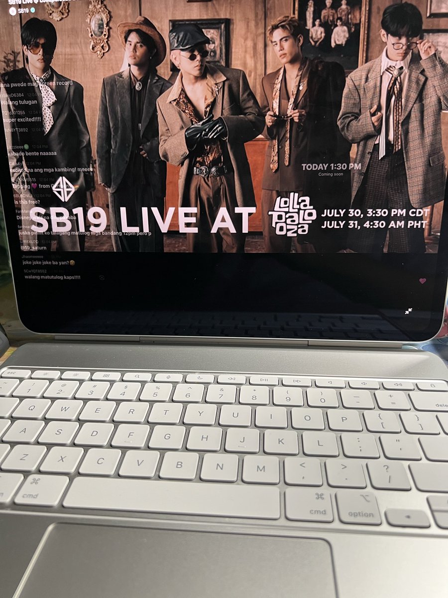 reynafe_a's tweet photo. Waiting and so excited! 

UNLEASH SB19 LOLLAPALOOZA
@SB19Official #SB19
#SB19atLollapalooza https://t.co/hCf3beg930