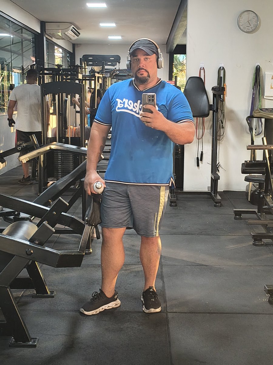 ValdecirFaneli's tweet photo. Bora ara exercícios 💪💪 https://t.co/7oPjDIwEph