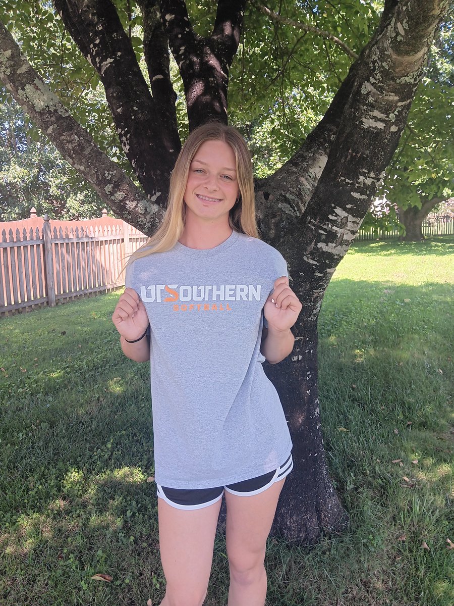 RileyCVaughan's tweet photo. I am so excited to announce my commitment to play collegiate softball at UT Southern! Thank you Coach Murphy and Coach K for giving me this opportunity! Also, thank you to my family and coaches who have helped me over the years! @UTSSoftball @coachessary @uts_firehawks https://t.co/EvoxT9vZs7