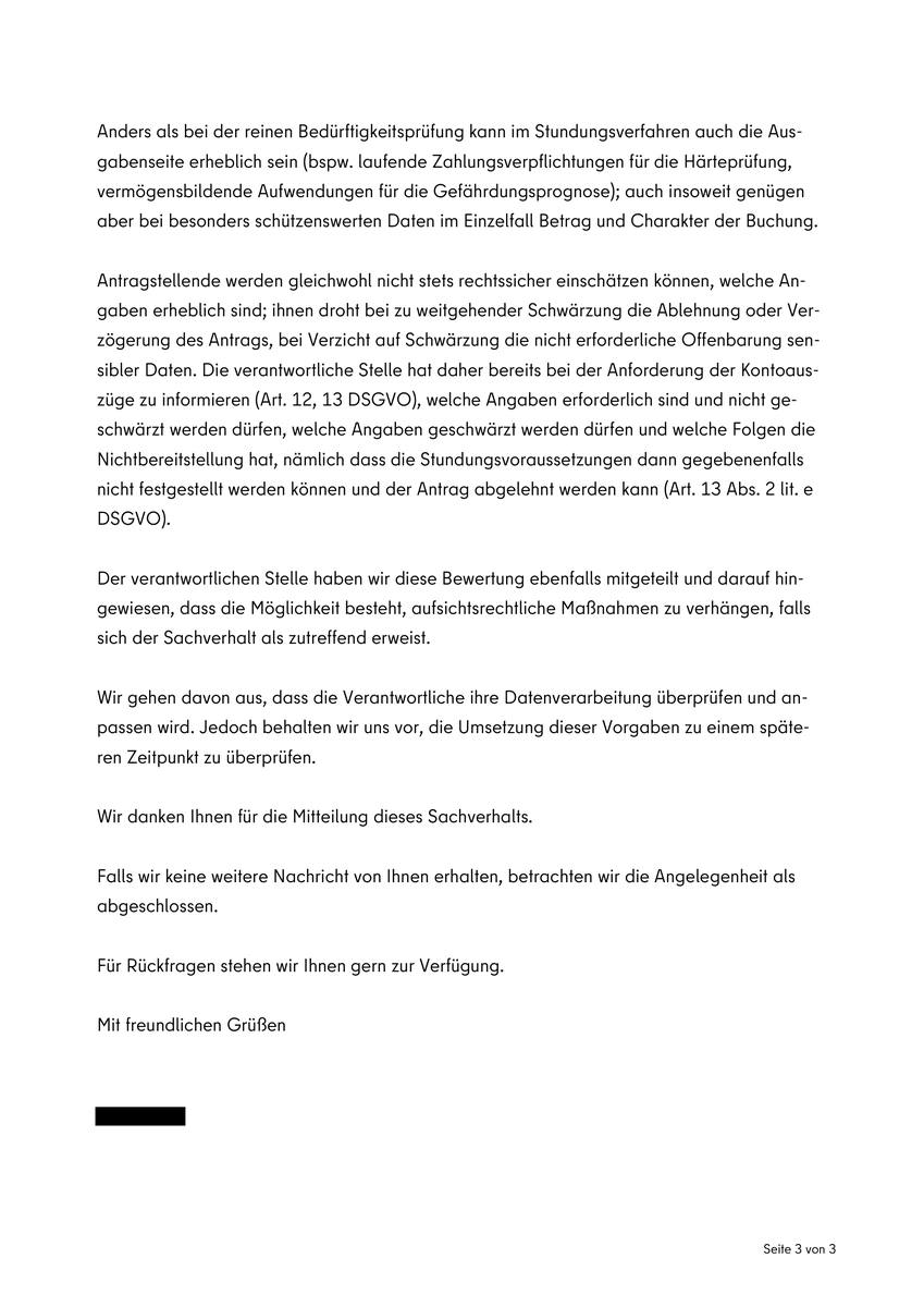 koepernick's tweet photo. Strukturelles #Datenschutzproblem bei der Kosteneinziehungsstelle der Justiz (#KEJ) Berlin: Die KEJ verlangt bei Anträgen auf Stundung von Kostenforderungen pauschal „ungeschwärzte Kontoauszüge“ – das darf sie nicht!

Zudem kommt die Behörde ihren Informationspflichten nach DSGVO nicht nach. Die Berliner Beauftragte für Datenschutz und Informationsfreiheit (#BlnBDI) hat die KEJ nun darauf hingewiesen, dass die Möglichkeit besteht, gegebenenfalls aufsichtsrechtliche Maßnahmen gegen sie zu verhängen.

Praktische Bedeutung: Wer bei der KEJ eine #Ratenzahlung beantragt, darf nicht pauschal verpflichtet werden „ungeschwärzte #Kontoauszüge“ einzureichen – sensible Daten dürfen geschwärzt werden. Lehnt die KEJ Anträge deshalb ab, so dürfte dies rechtswidrig sein.

Besonders brisant: Typischerweise betrifft es Rechtsunkundige in #Notlagen, die der Macht der KEJ hilflos ausgeliefert sind.

Das KEJ-Formular „Erklärung über die persönlichen und wirtschaftlichen Verhältnisse“ hat weitere Schwächen, an die ich die BlnBDI noch einmal erinnern werde. Auch eine Bewertung meiner Idee zur zeitlichen Anonymisierung und kategorisierten Aggregation von Kleinstbeträgen ist noch offen.