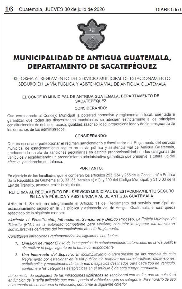 fiaheisenberg's tweet photo. Señores de la @CC_Guatemala, que dice mi señor alcalde que le vale lo que le digan. 

Que tiene sapo allí y por eso les jugó la vuelta. Muy probablemente es una sapa. 

En fin. https://t.co/aTvXpm8iFQ