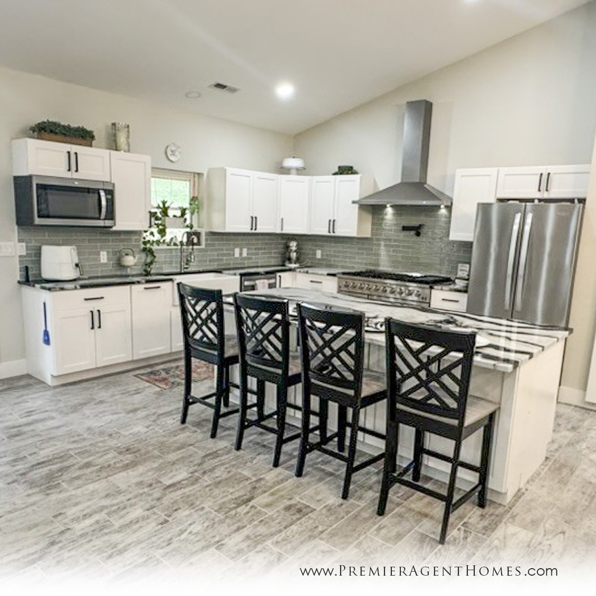 PremierAgentN's tweet photo. ** New Listing **
767 Potter Rd, Dickson, TN 37055 | $599,000
SFR | 3 Beds • 2.5 Baths • 2,400 sqft • 5.01 acre lot
Listed by Chris DiPasquale with Premier Agent Network TN, LLC
More about this property: https://t.co/iKcNlhj4TU
#Dickson #TN #Tennessee #premieragentnetwork https://t.co/FZjSevDjZn