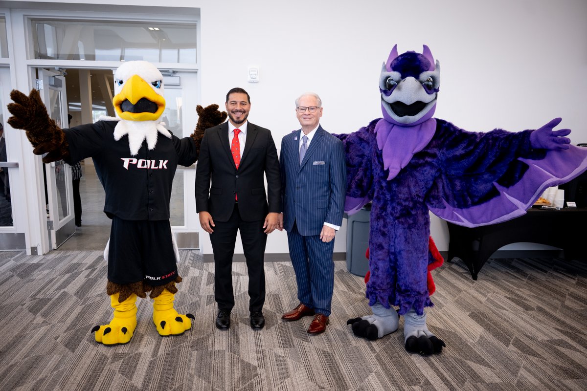 FLPolyU's tweet photo. #FLPoly and @PolkState have partnered to expand transfer opportunities through the new Eagle to Phoenix Pathway program, creating a seamless route into select STEM bachelor's programs. 🎉
https://t.co/b9raQHQN6M https://t.co/DT3FiU26bP