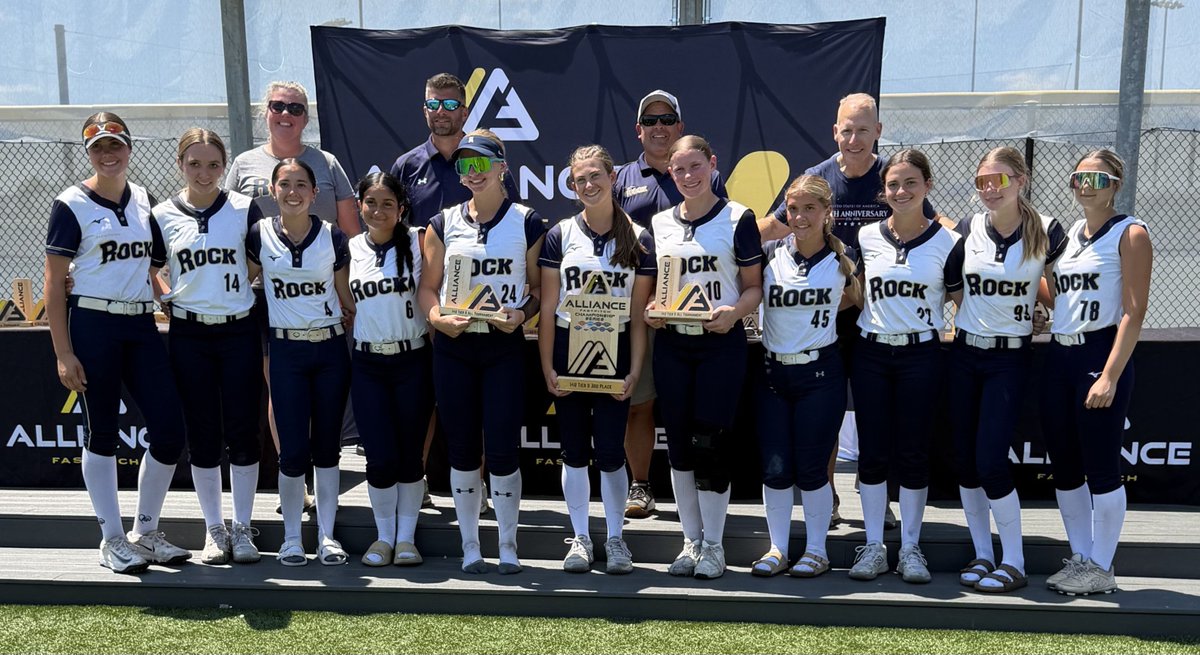 NewtownRock16U's tweet photo. Out of 106 of the most competitive teams from across the country, our girls earned a spot in the Tier II Bracket at the Alliance Fastpitch Championship Series and finished THIRD! 🥉 @thealliancefp  
So proud of this team's fight, sportsmanship, and heart all week!
@GoldGarvey https://t.co/4FFOIU2Qa2