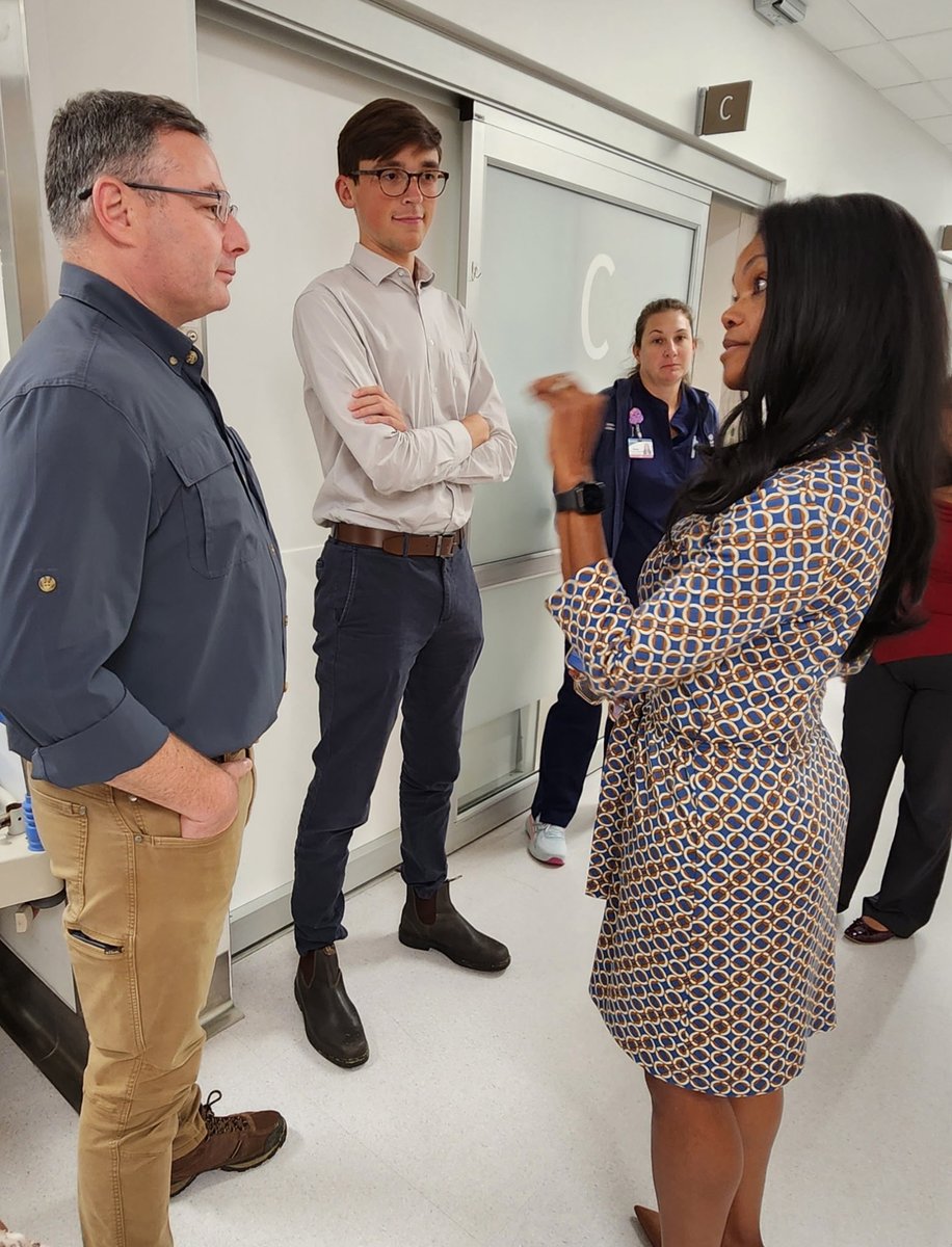 MWHCConnection's tweet photo. MWHC was pleased to host Congressman Eugene Vindman @YVindman for a tour of MWH. CNO Tonja Thigpen talks about the life-saving work of the trauma center and Radiology Director Donna Morris shows him the thrombectomy suite where neurosurgeons can remove blood clots from the brain. https://t.co/dYJT7bDNMz