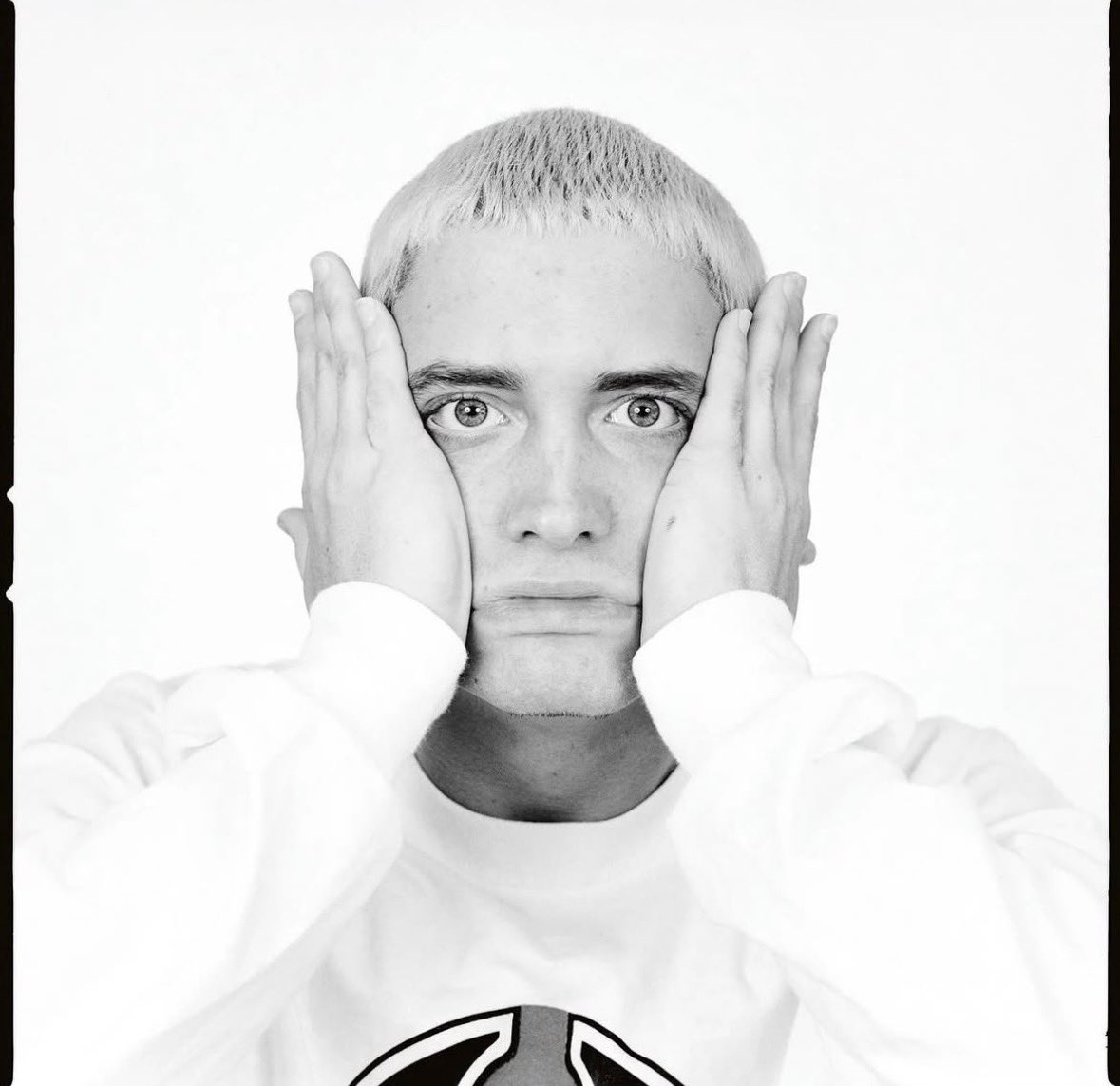 TheSIimShadyLP's tweet photo. Eminem, (1999).
📸: Steve Double https://t.co/6IwkpgYFOl
