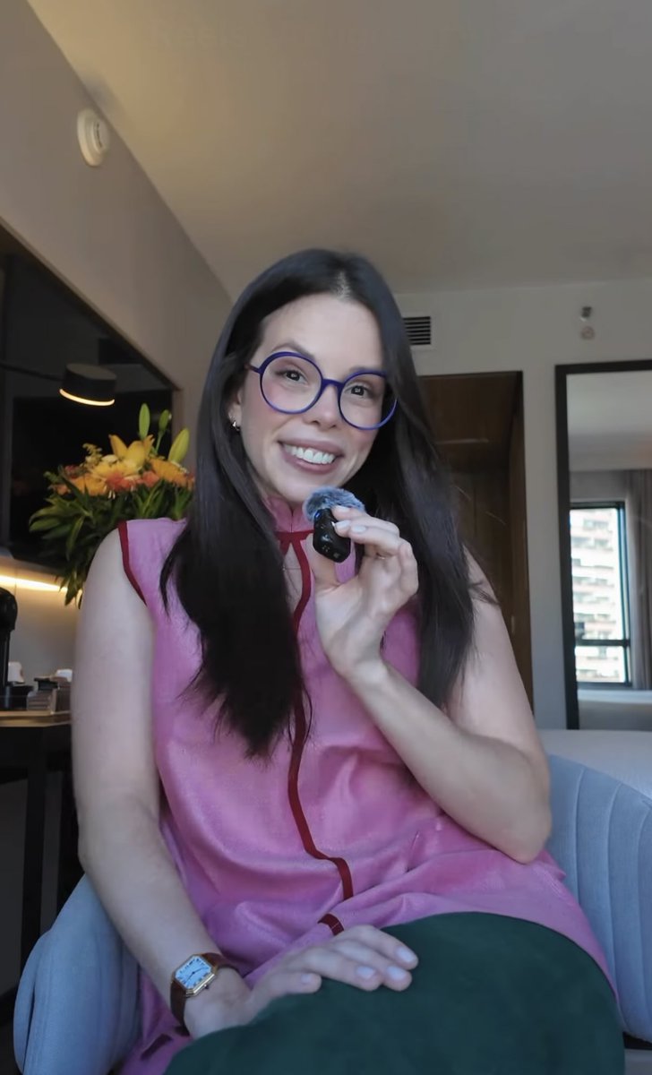 itsclxra_'s tweet photo. A MORENA TÁ VIVA, A MORENA TÁ VIVA
(eu senti tanta falta dela 😭😭😭 https://t.co/hQvAtDf7J9