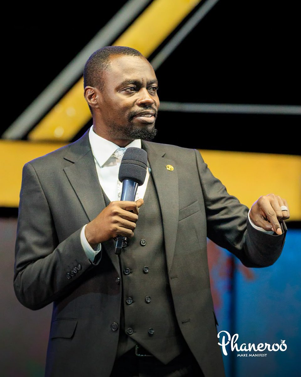 ella_natella's tweet photo. The end of your deliverance is to bring glory to God. Let your victory be a testimony of the goodness and power of God. Consecrate your life to the service of God and expansion of His Kingdom.

https://t.co/SKzM2lwSsL

#Phaneroo https://t.co/AOyTWb5Pd5
