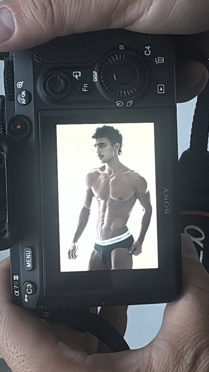 theMJJ's tweet photo. Back to 📷 https://t.co/0NvFY9StyJ