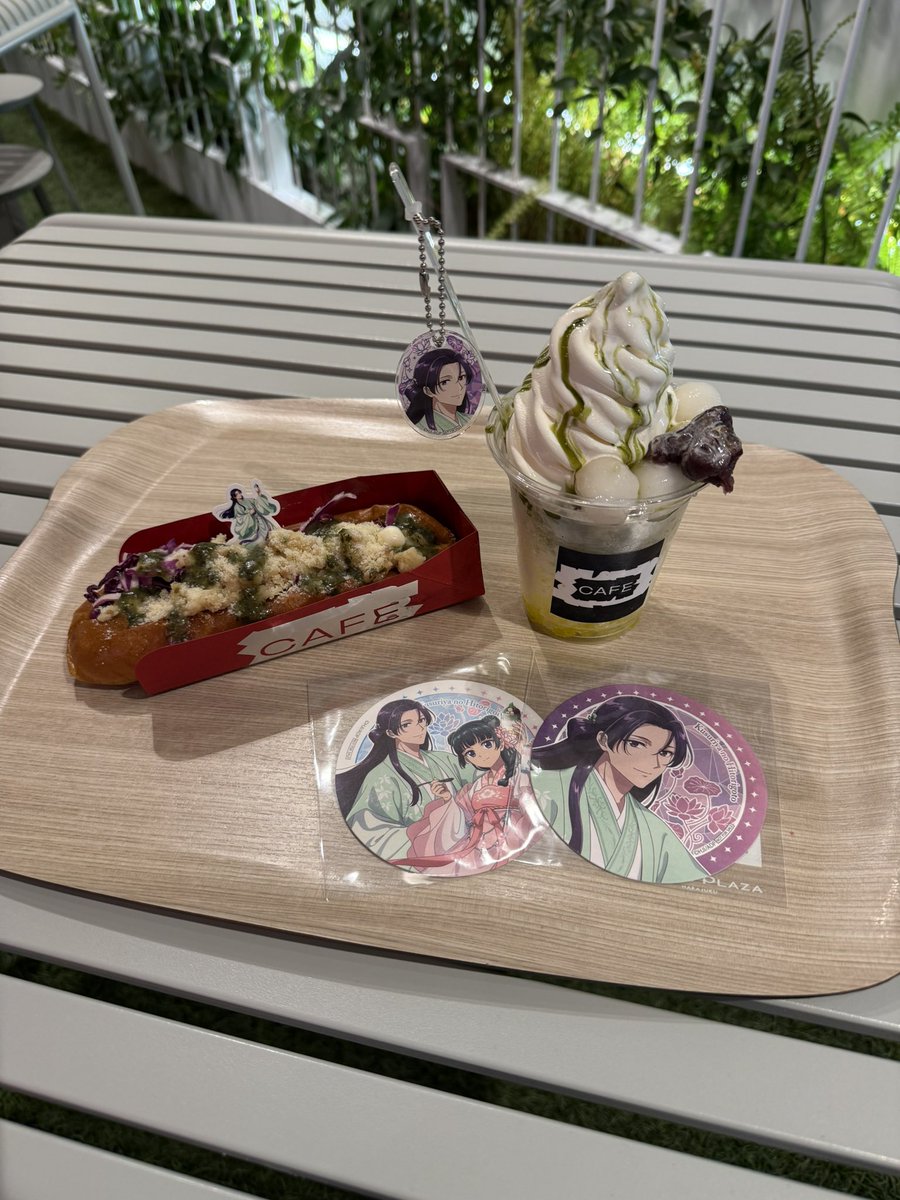 kejtmle's tweet photo. 今日は、原宿でやってる薬屋カフェへ🍧
本当は、こないだのイベントの帰りに行けばよかったと後悔してたけど、特典のコースターも缶バッジも引きが良くて、行って良かった😊 https://t.co/KhEAguwXav