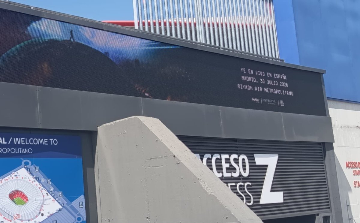 negrogaymer54's tweet photo. Gracias a los que ven mis videos sin adblock hoy veré a Kanye en concierto 🫵💪 https://t.co/wL70ngjZLr