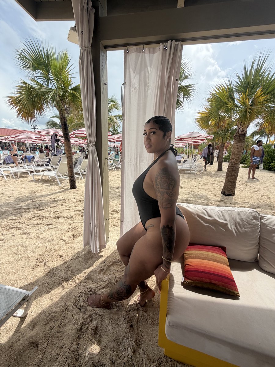 _brittunlocked's tweet photo. Bahama Mama https://t.co/nlPKp5rokl