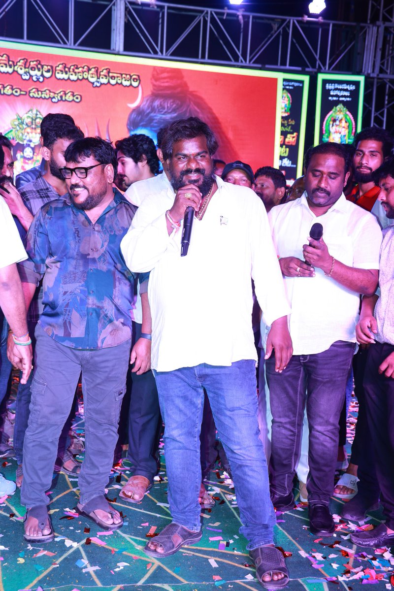Rupam65_'s tweet photo. ప్రతి ఒక్కరి మనసు హత్తుకునేలా తెరకెక్కిన చిత్రం #Anakapalli. ఆగస్ట్ 7న థియేటర్లలో చూడండి https://t.co/7820AqKzk1