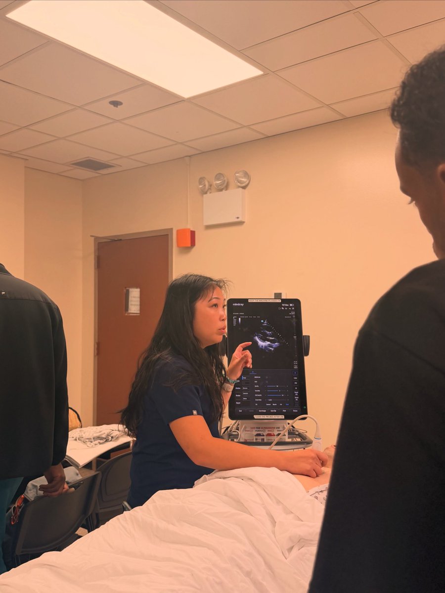 BrookdaleSono's tweet photo. Highlights from #InternOrientation teaching our new babies everything #POCUS 🔊 can’t wait to see what they do at the bedside! @BrookdaleEMres 

#BrookdaleSono #emergencymedicine #eusfellowships https://t.co/kfvQdW5qxq