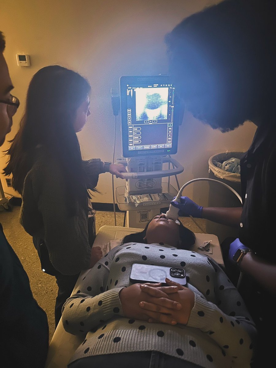 BrookdaleSono's tweet photo. Highlights from #InternOrientation teaching our new babies everything #POCUS 🔊 can’t wait to see what they do at the bedside! @BrookdaleEMres 

#BrookdaleSono #emergencymedicine #eusfellowships https://t.co/kfvQdW5qxq