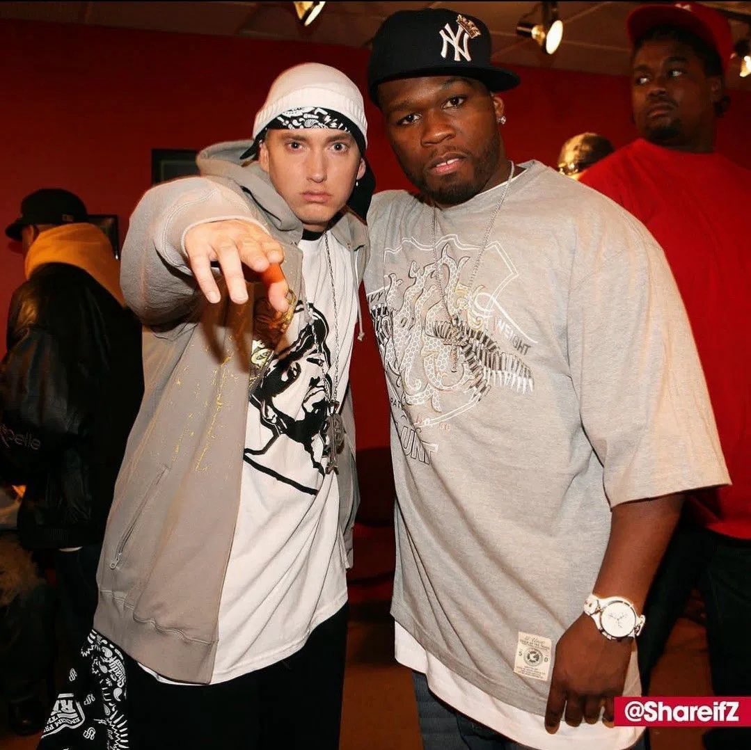 terrifier_codm's tweet photo. 50 Cent just shut down all the noise in a recent podcast interview.
When they asked if him and Eminem ever had beef, he didn’t even flinch.
“Me and Em go way back. Real far. When he was deep in that addiction and the world was ready to write him off, I was right there. Not for the cameras. Not for the clout. Just for him. Stood by him through the darkest days. After he came out of it, we hit the stage together and gave the people some of the greatest shows of our lives.”
Then he looked straight at the camera and said it plain:
“That’s what real friendship looks like. Not the ones who clap when you’re winning. The ones who stay when you’re losing yourself.”
Respect still undefeated.