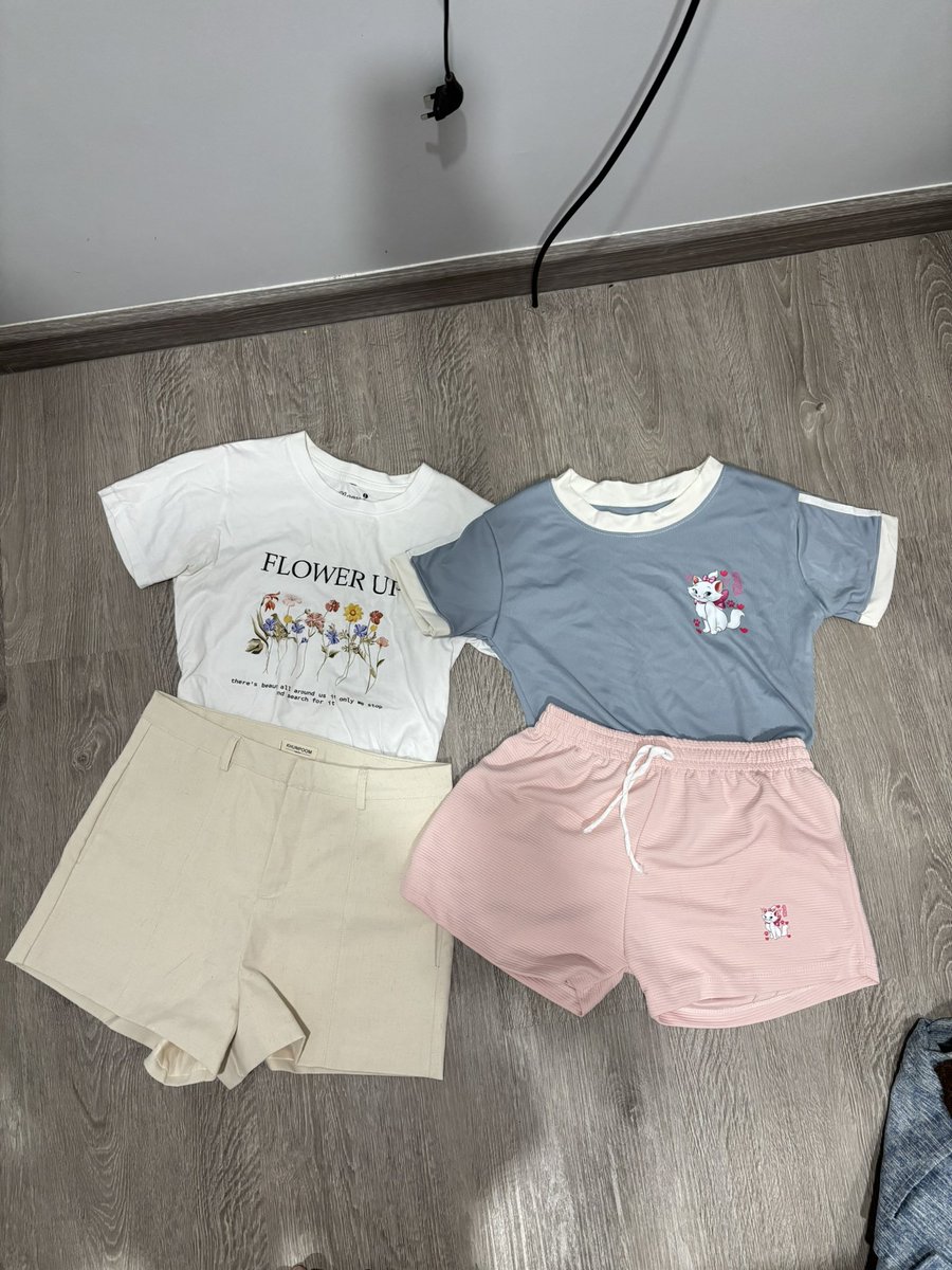 331_crazed's tweet photo. เซ็ตขาว 
🫧 Size :  S , M , L 
🍒 Price : 60 

เซ็ทแมวมาลี
🫧 Size :  S , M 
🍒 Price : 60 https://t.co/BD95lAk6Ai