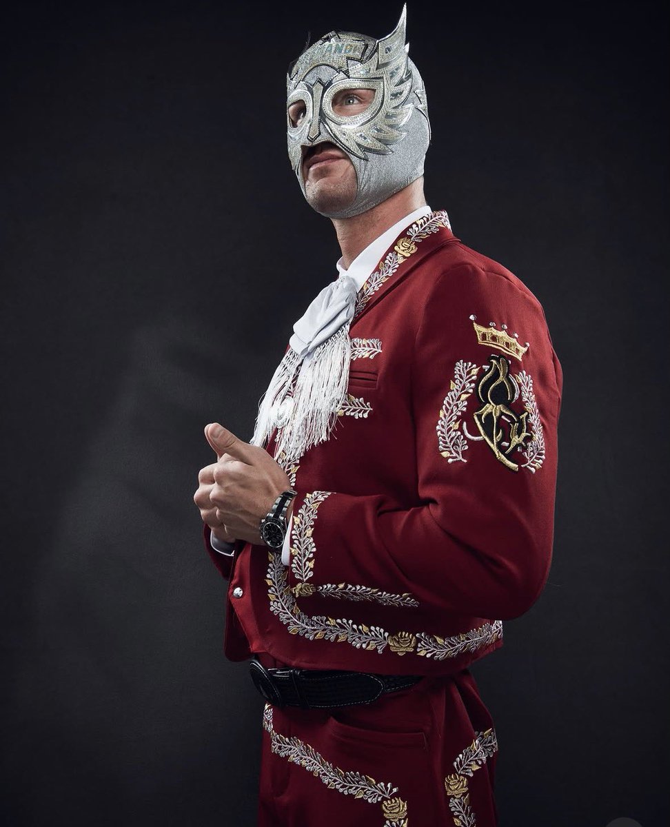 NikoTB_'s tweet photo. Je peux l'annoncer officiellement 

Je serai à @luchalibreaaa TripleMania 34 pour la nuit 2, au Mexique 🇲🇽 

Je vais préparer mon plus bel accoutrement pour le couronnement du Roi des Rois, le seul et unique

EL GRANDE AMERICANO https://t.co/0eTayKhHNN