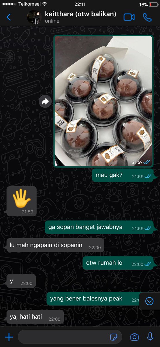 gomujldarigi's tweet photo. #dewtee au

lo siapa mpruy? sewajarnya mantan aje.. https://t.co/OHh7omvdc5