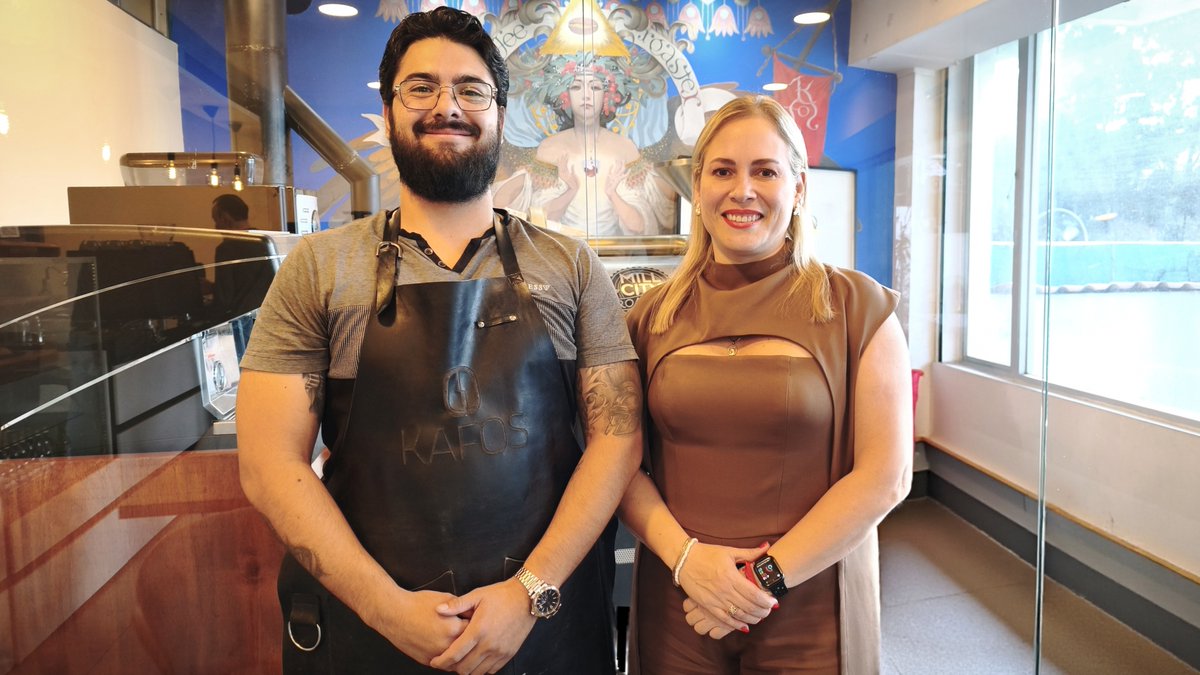 SRIoficialEc's tweet photo. La innovación y el emprendimiento impulsan el desarrollo del Ecuador.

Nuestra directora general, @AlexaNavarreteR, visitó KAFOS Coffee Shop para conocer de cerca la experiencia de sus emprendedores, escuchar sus inquietudes y fortalecer el vínculo con un SRI más cercano.

🧵⤵️ https://t.co/e1DxiWnCcw