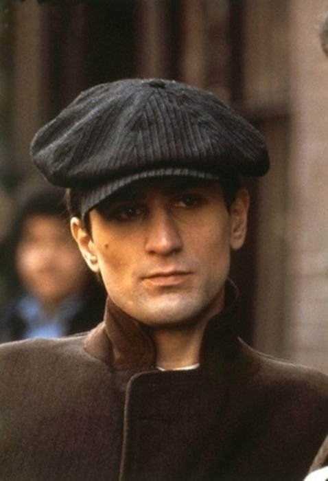 arsnightlong's tweet photo. @FrameInOrder Arkada  Robert de niro godfather filminden selam cakiyor https://t.co/N5uo8nsM6U