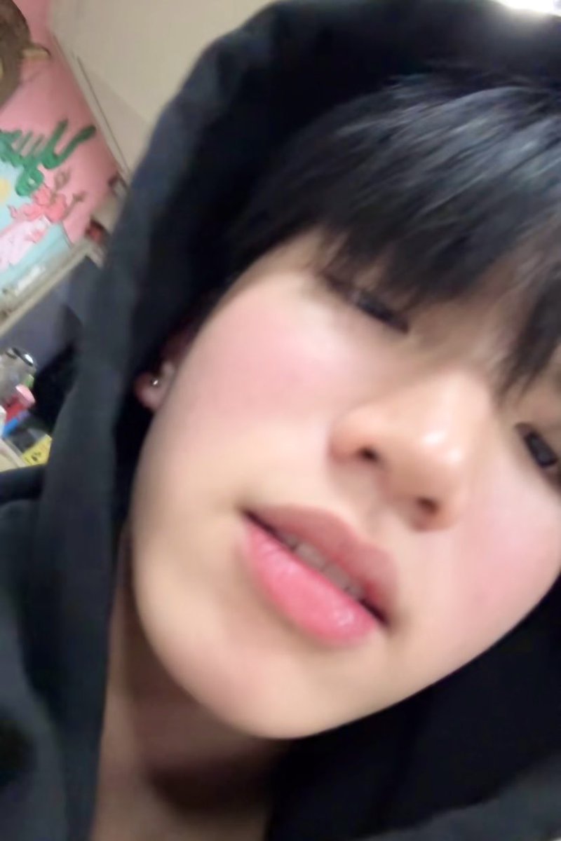 18aug_wu's tweet photo. หมวยสวยจัง😭

≽^• ˕ • ྀི≼ #keenkeno https://t.co/N3iopKU1jM